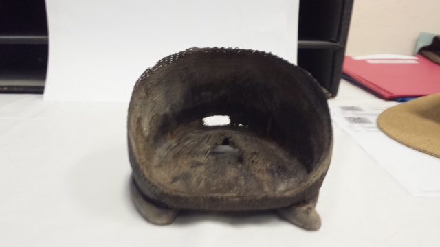 Boots or bandages that cover the hoof